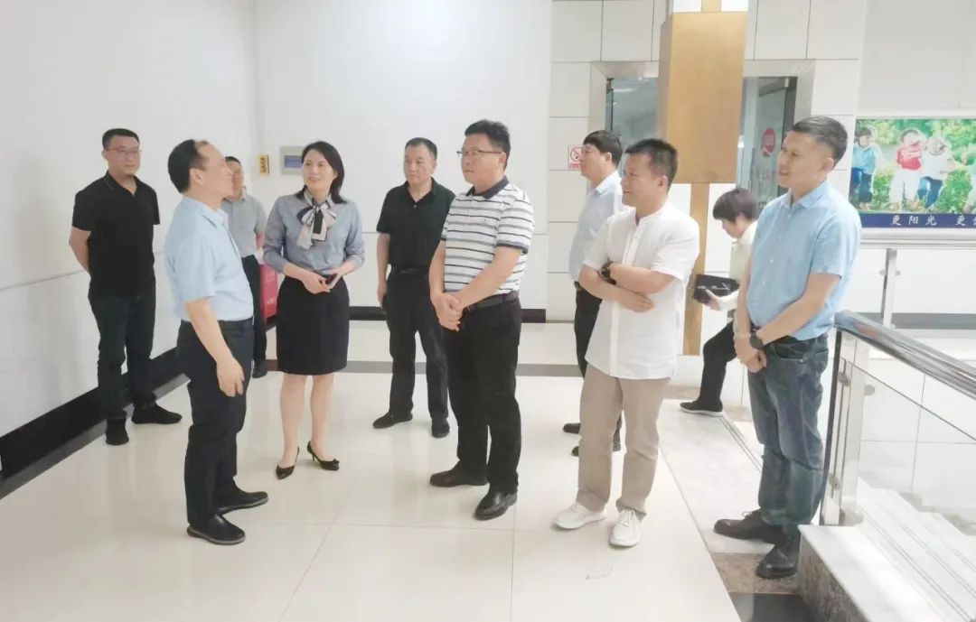 參觀拓思路 交流促發展 | 集團領導參加中乳協第二十九次年會暨中國（國際）乳業技術博覽會并到江西陽光乳業參觀座談