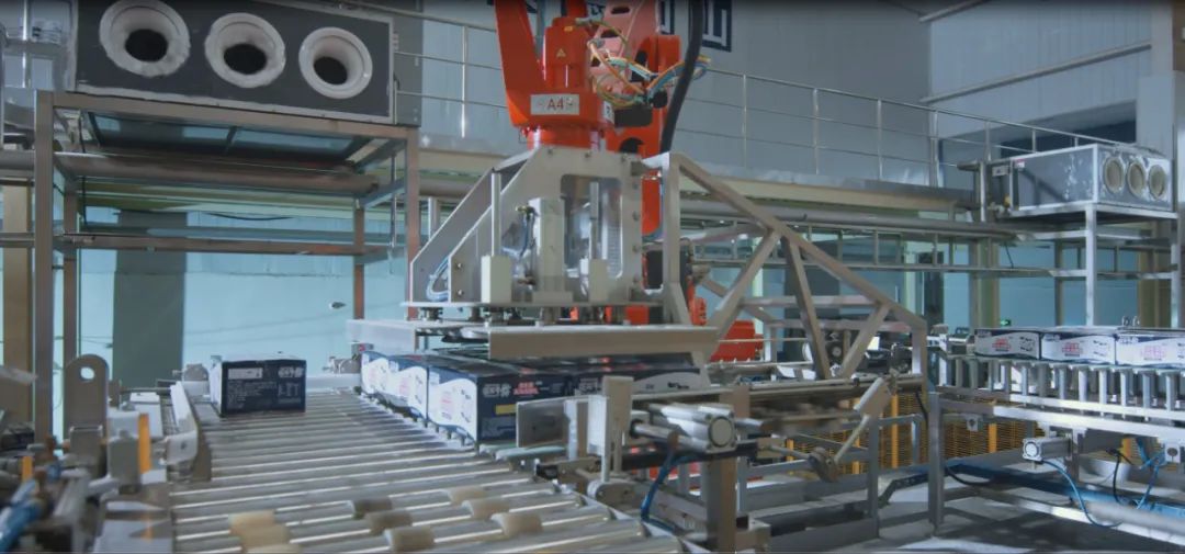 快訊丨河南省人民政府國有資產監督管理委員會副主任劉銀志蒞臨花花牛乳業集團參觀座談