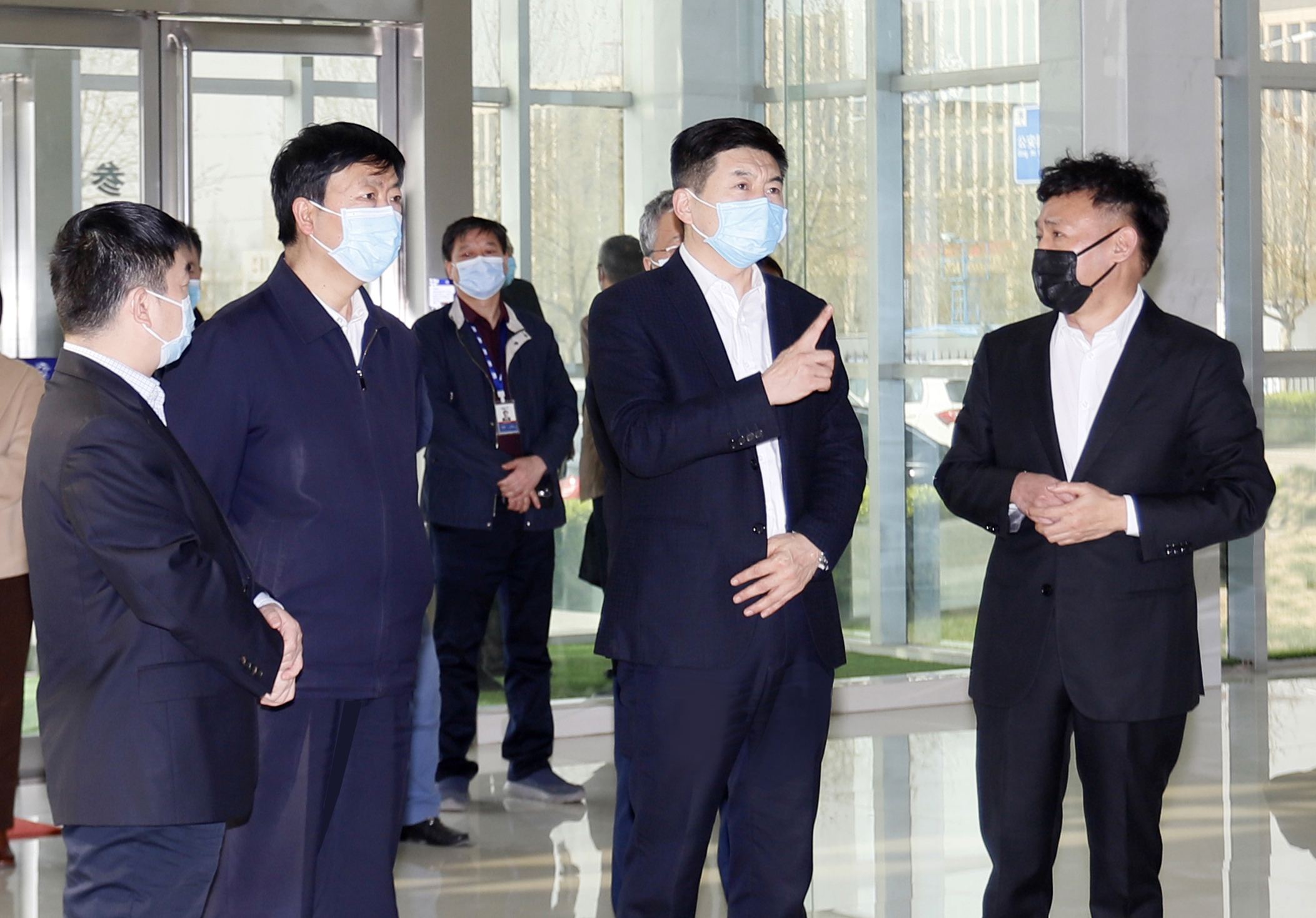 河南省委常委、副省長費東斌蒞臨 花花牛乳業(yè)集團調(diào)研 河南省委常委、副省長費東斌蒞臨 花花牛乳業(yè)集團調(diào)研