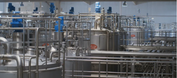 喜報 | 花花牛乳業集團被評為河南省第二批“兩業”融合試點單位