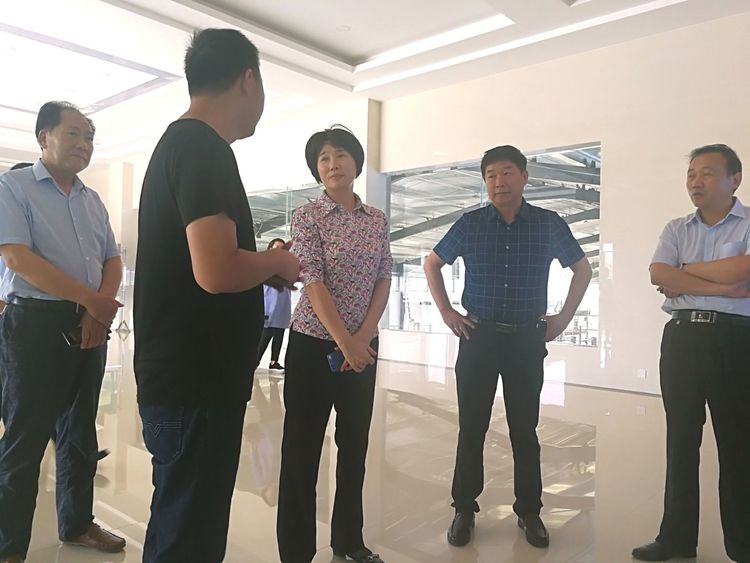 駐馬店市委常委、統戰部長姚新文 蒞臨花花牛乳業集團總部調研