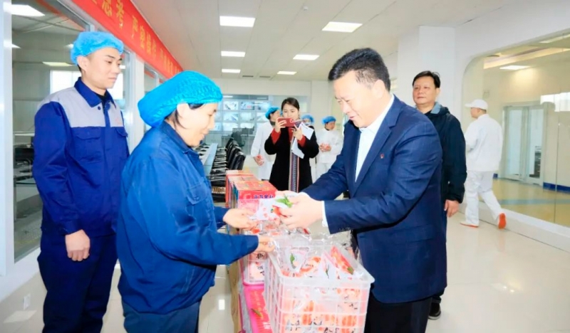 新春慰問送關懷——集團黨委書記、董事長慰問春節期間堅守崗位的一線職工